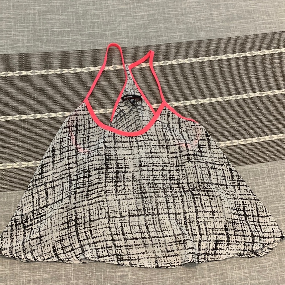 Brand: love culture size: small color: black, white, pink